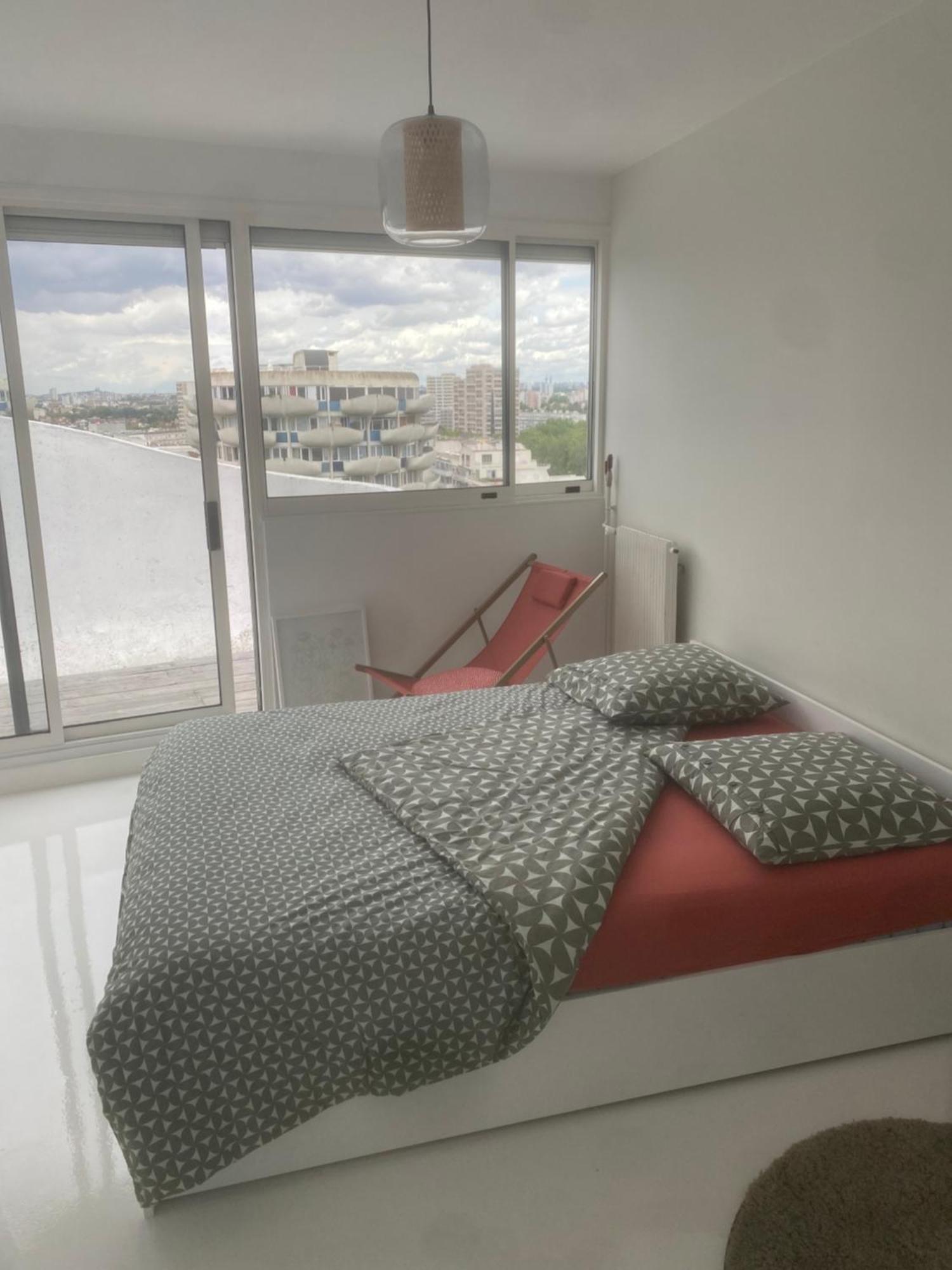 14Eme Et Der Etage "Arty" Avec 2 Chambres Et Vue Panoramique ! Creteil Exterior photo